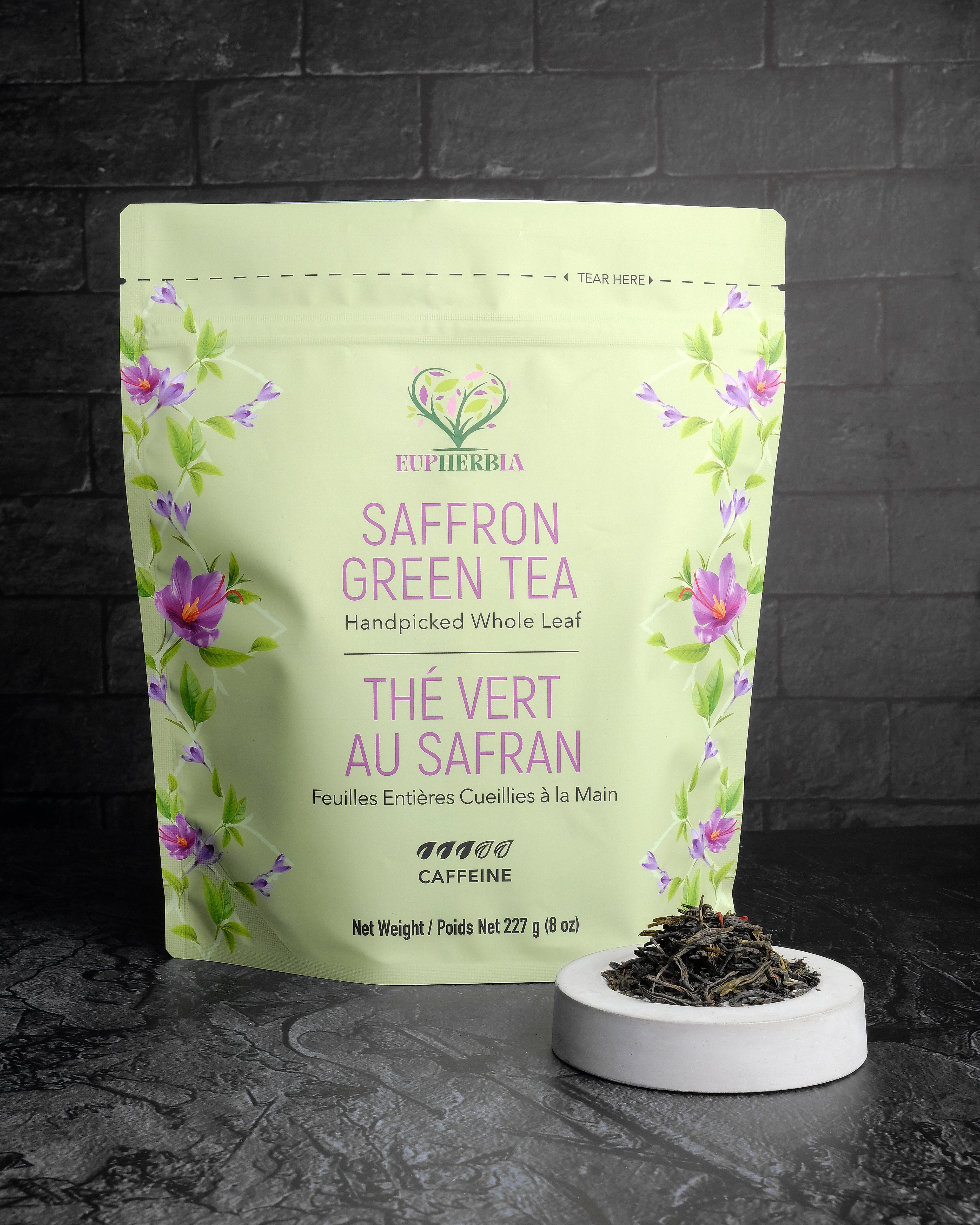 Thé vert au Safran - Feuilles Entières, Enrichi en Safran - 227 g, Sachet Refermable